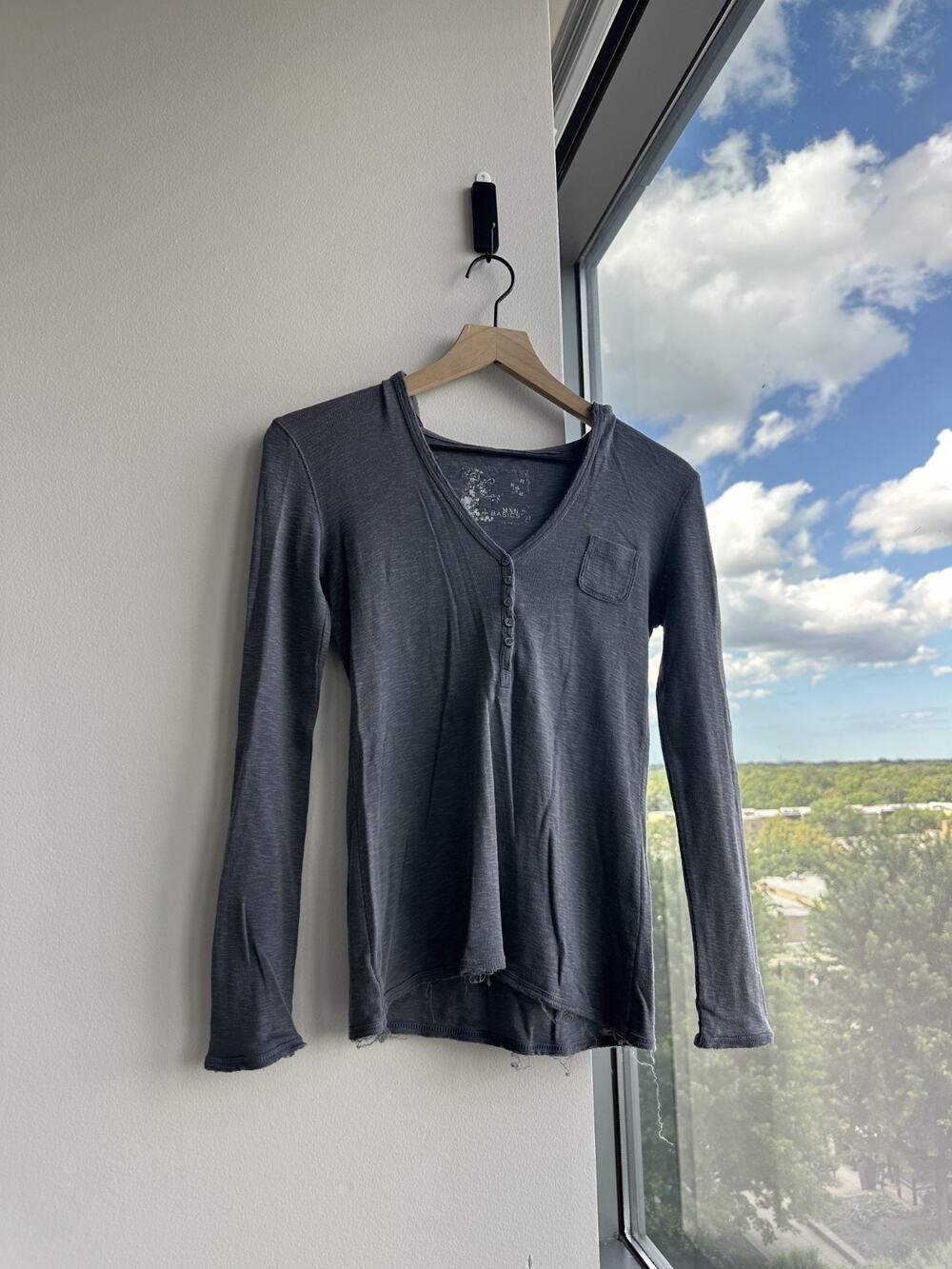 MNG Basics Women Gray Faded Long Sleeve Knit Henley Top Hoodie Y2K Style V-neck